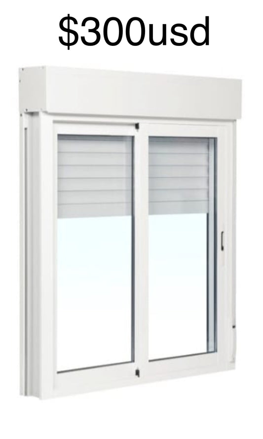 Ventana de cristal impacto con cortinas